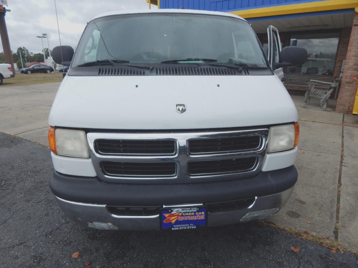 2002 /Gray Dodge Ram Wagon B1500 (2B4HB15Y32K) with an 5.2L V8 OHV 16V engine, located at 3120 W Tennessee St, Tallahassee, FL, 32304-1002, (850) 575-6702, 30.458841, -84.349648 - Used Car Supermarket is proud to present you with this loaded immaculate 2002 Dodge Ram Wagon B1500 with low miles. Used Car Supermarket prides itself in offering you the finest pre-owned vehicle in Tallahassee. Used Car Supermarket has been locally family owned and operated for over 48 years. Our R - Photo#2